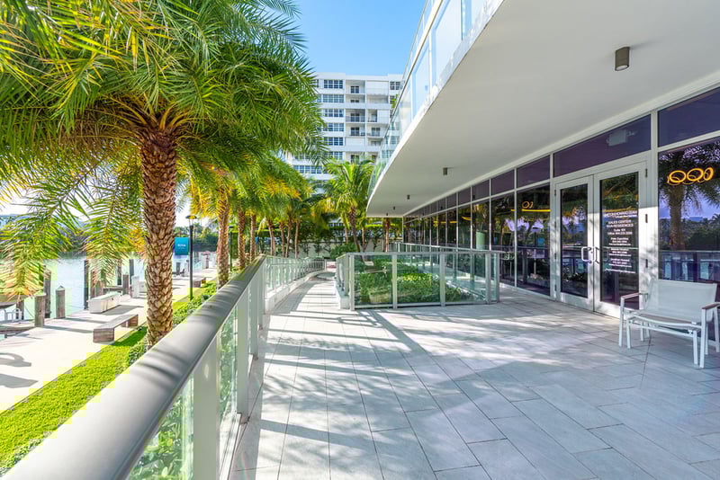 Riva Residenze Fort Lauderdale exterior rendering — waterfront tower